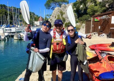 balade-en-kayak-avec-guide-dans-les-calanques-au-depart-de-cassis-port-miou-13