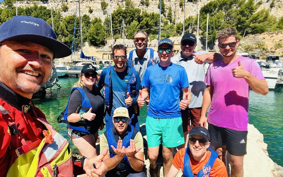 Découverte des calanques en kayak avec l&rsquo;équipe de La Clusaz