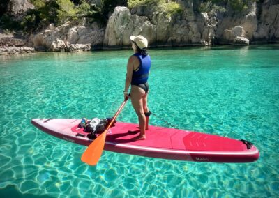 stand-up-paddle-tour-calanques-parc-national-en-vau